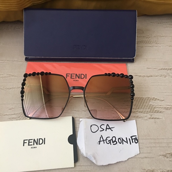 Fendi Can eye Sunglasses. Show stopper. - Picture 2 of 7